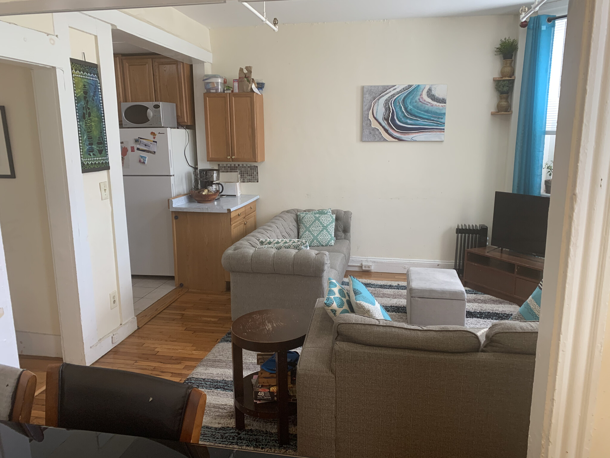 Photos of apartment on Riverway,Boston MA 02115