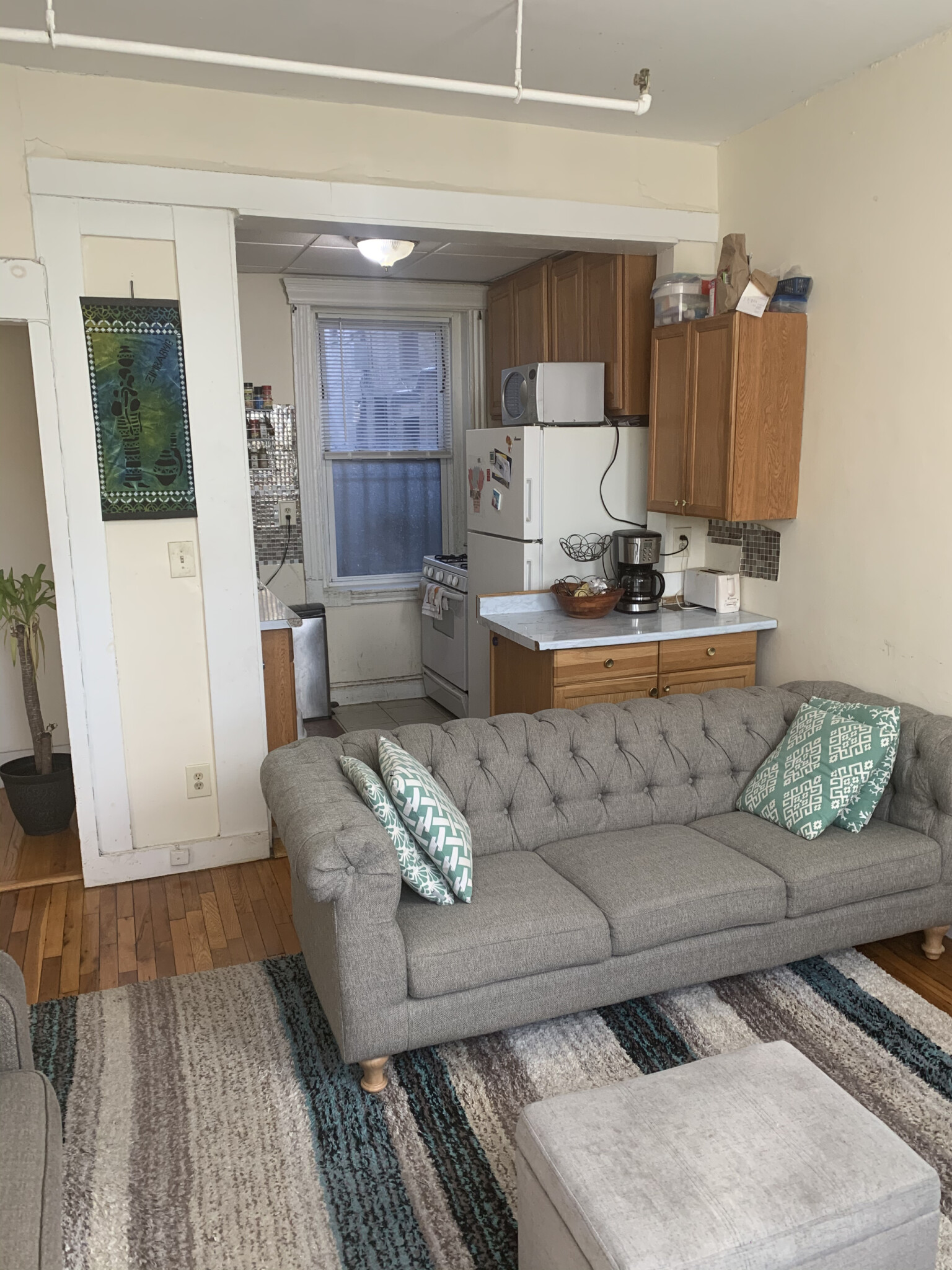 Photos of apartment on Riverway,Boston MA 02115