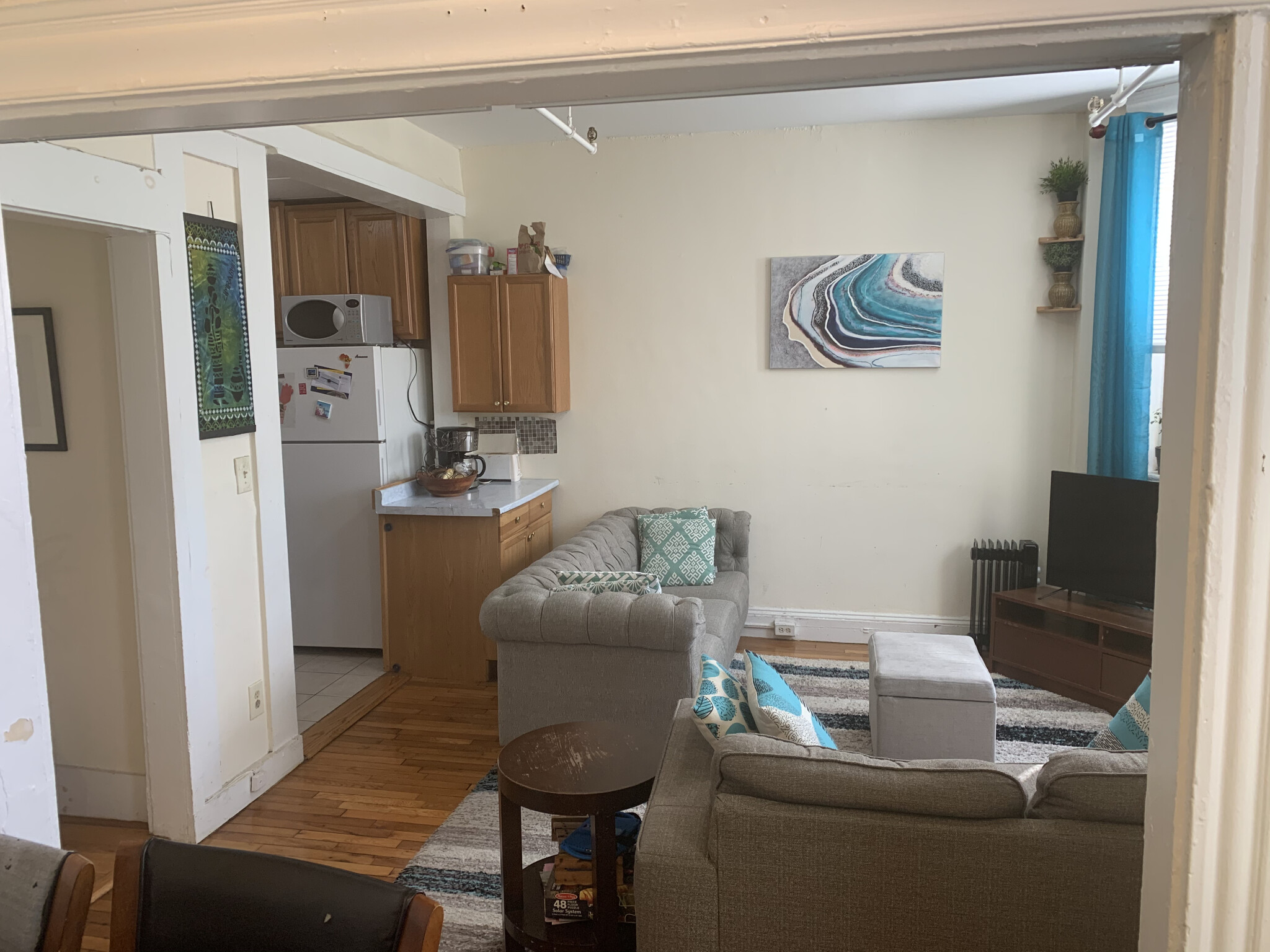 Photos of apartment on Riverway,Boston MA 02115
