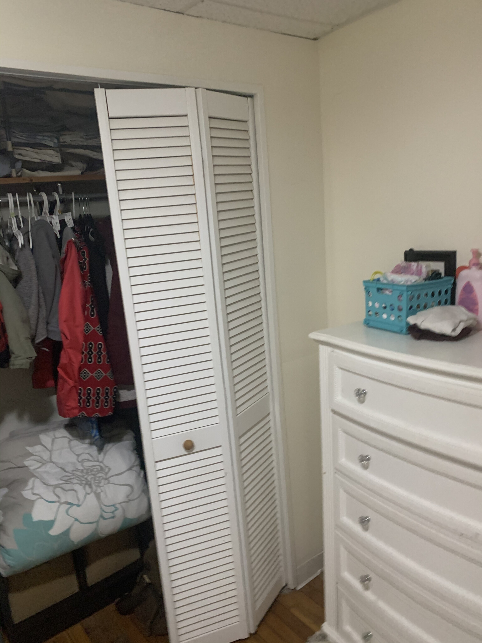 Photos of apartment on Riverway,Boston MA 02115