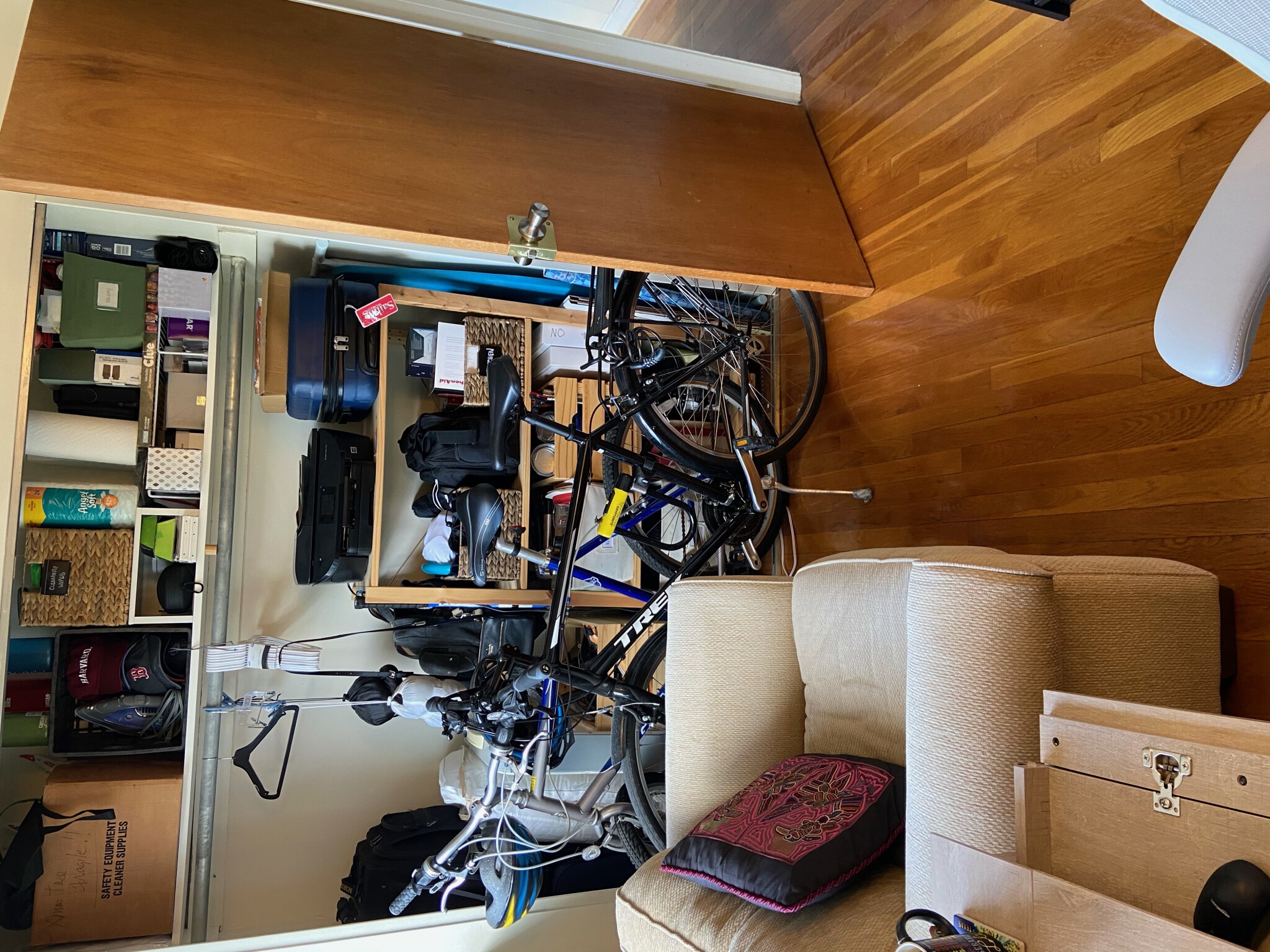 Photos of apartment on Trowbridge,Cambridge MA 02138