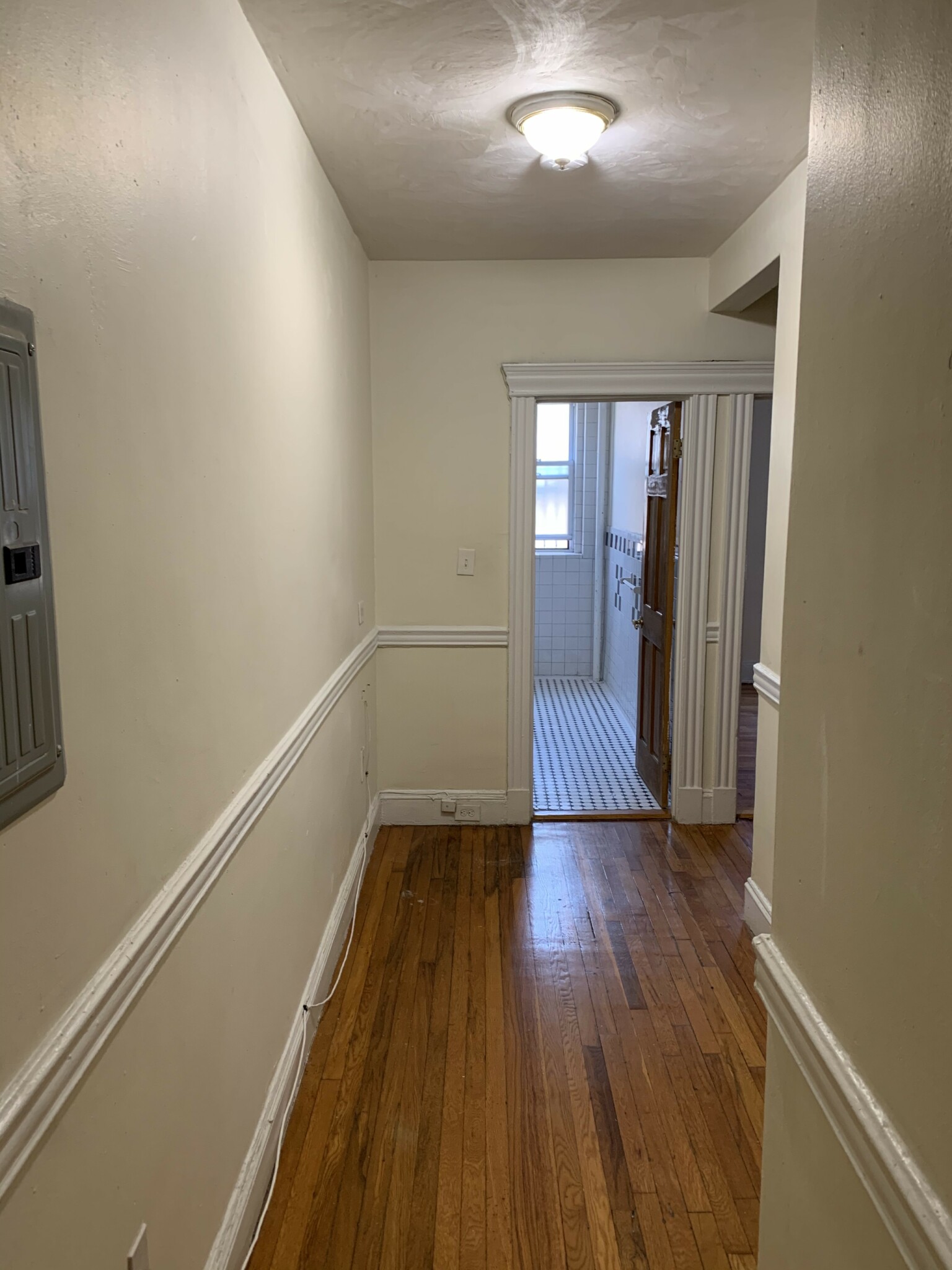 Photos of apartment on Riverway,Boston MA 02115