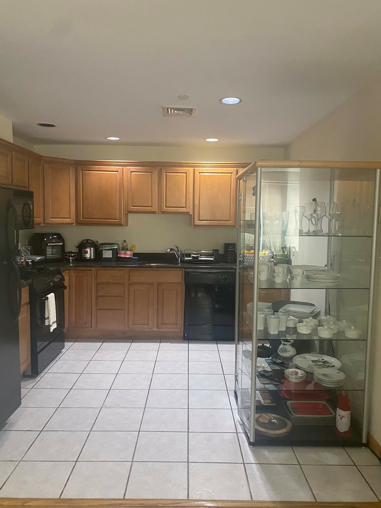 2443 Massachusetts Ave, North Cambridge