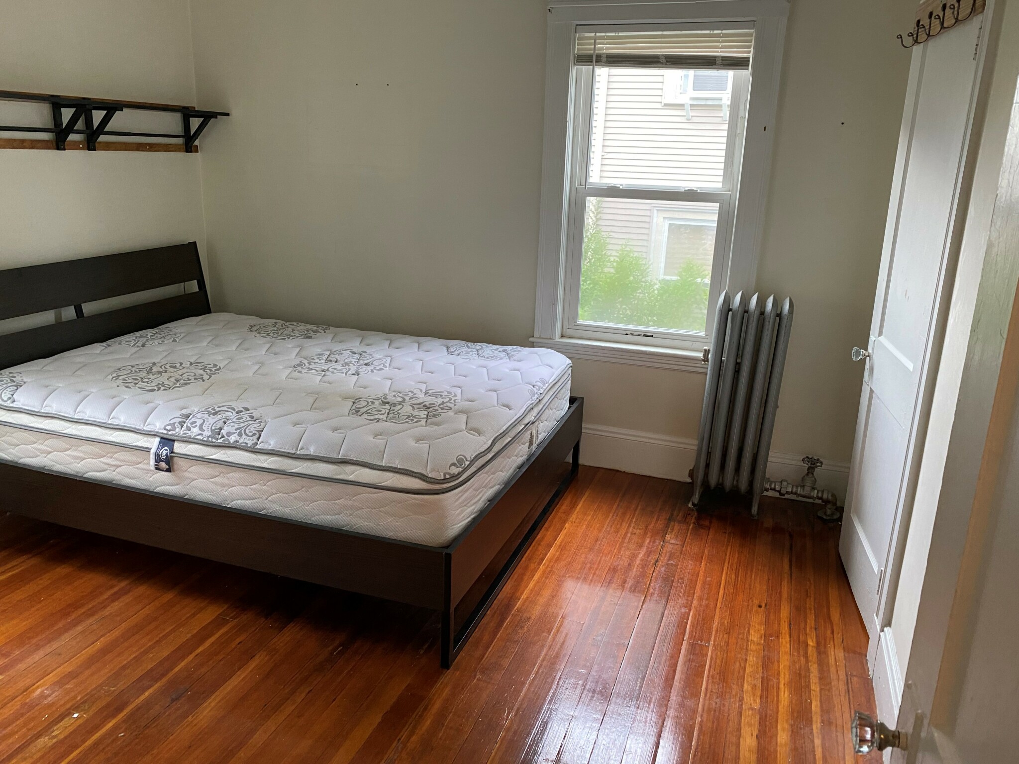 124 Hillside Rd, Watertown