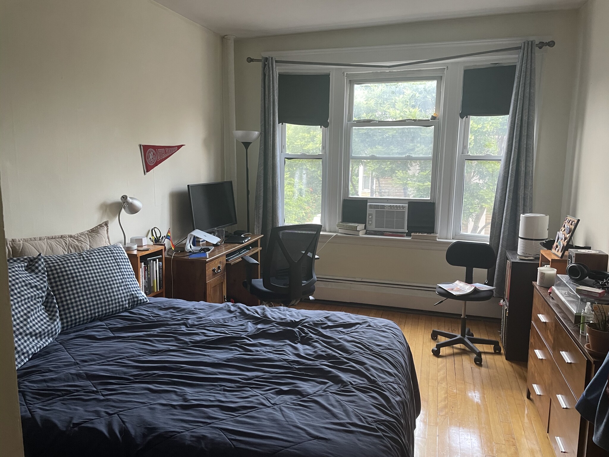 Photos of apartment on Inman St.,Cambridge MA 02139