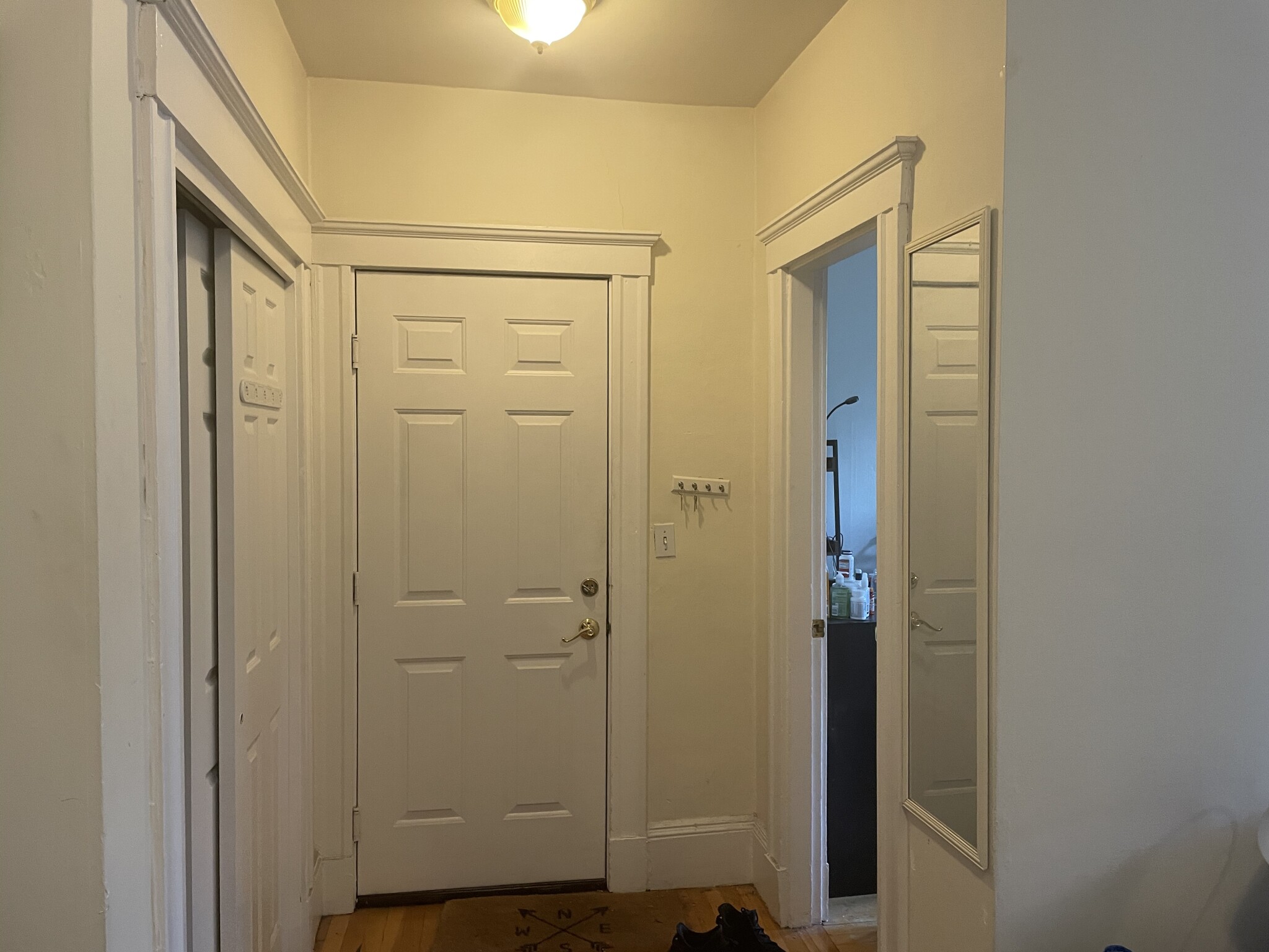 Photos of apartment on Inman St.,Cambridge MA 02139