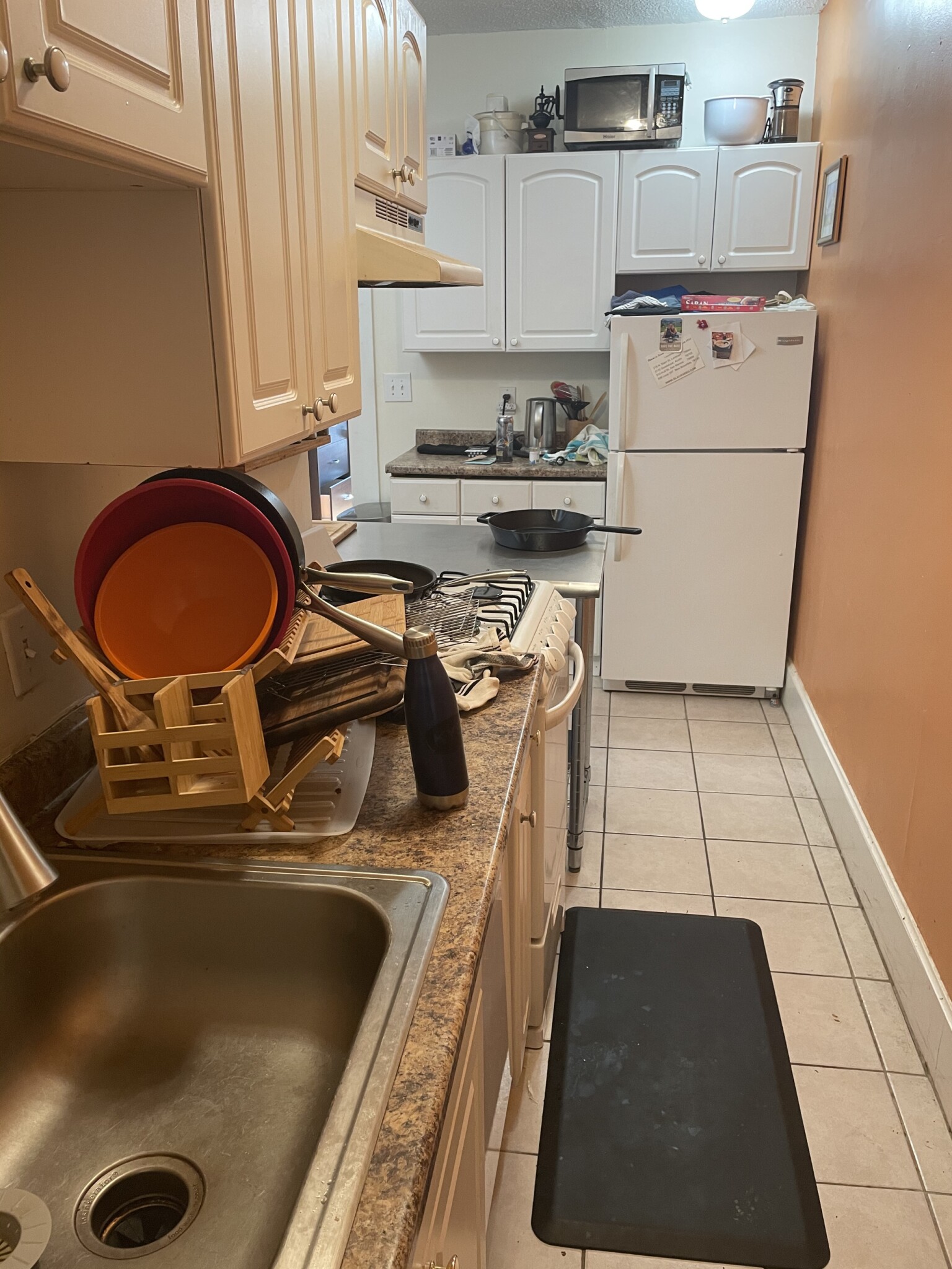 Photos of apartment on Oxford St.,Cambridge MA 02140