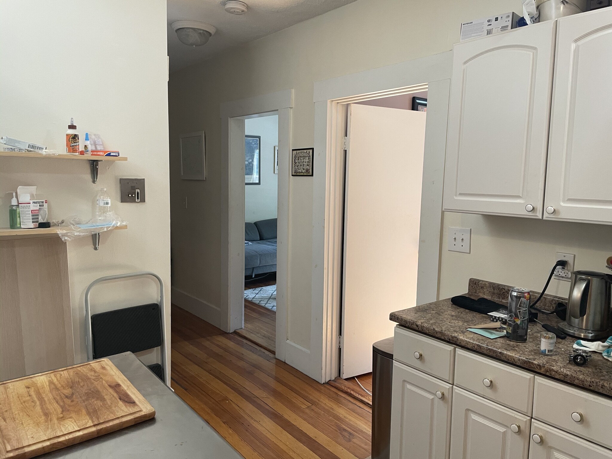 Photos of apartment on Oxford St.,Cambridge MA 02140