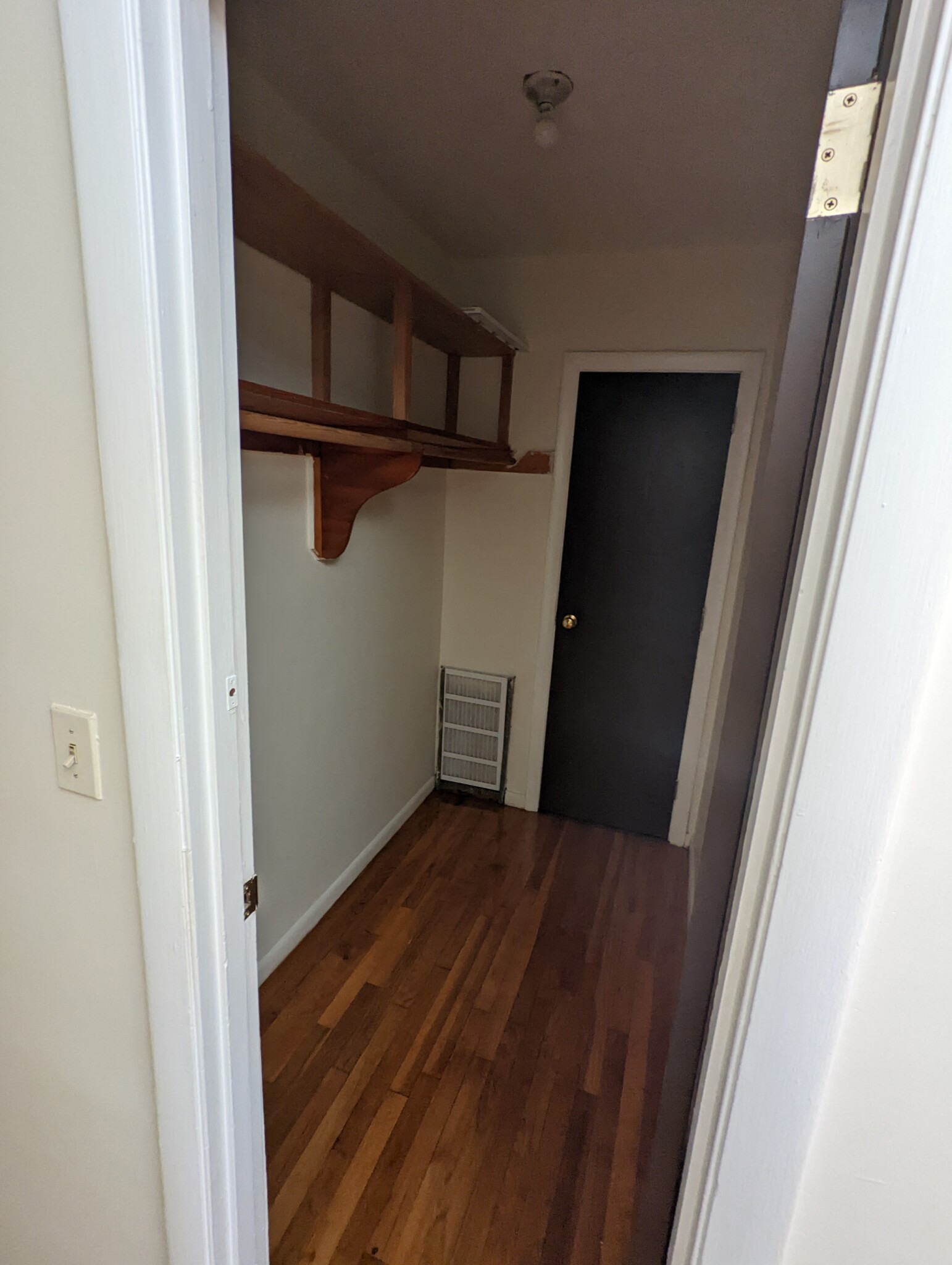 Photo 5 of Central Unit 6