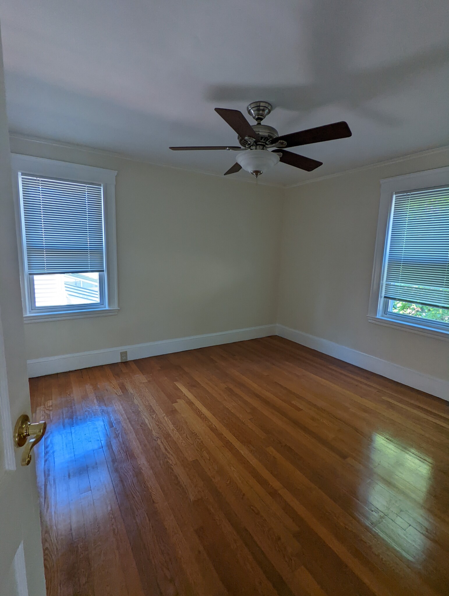 35 Winslow Rd, Waverley Square