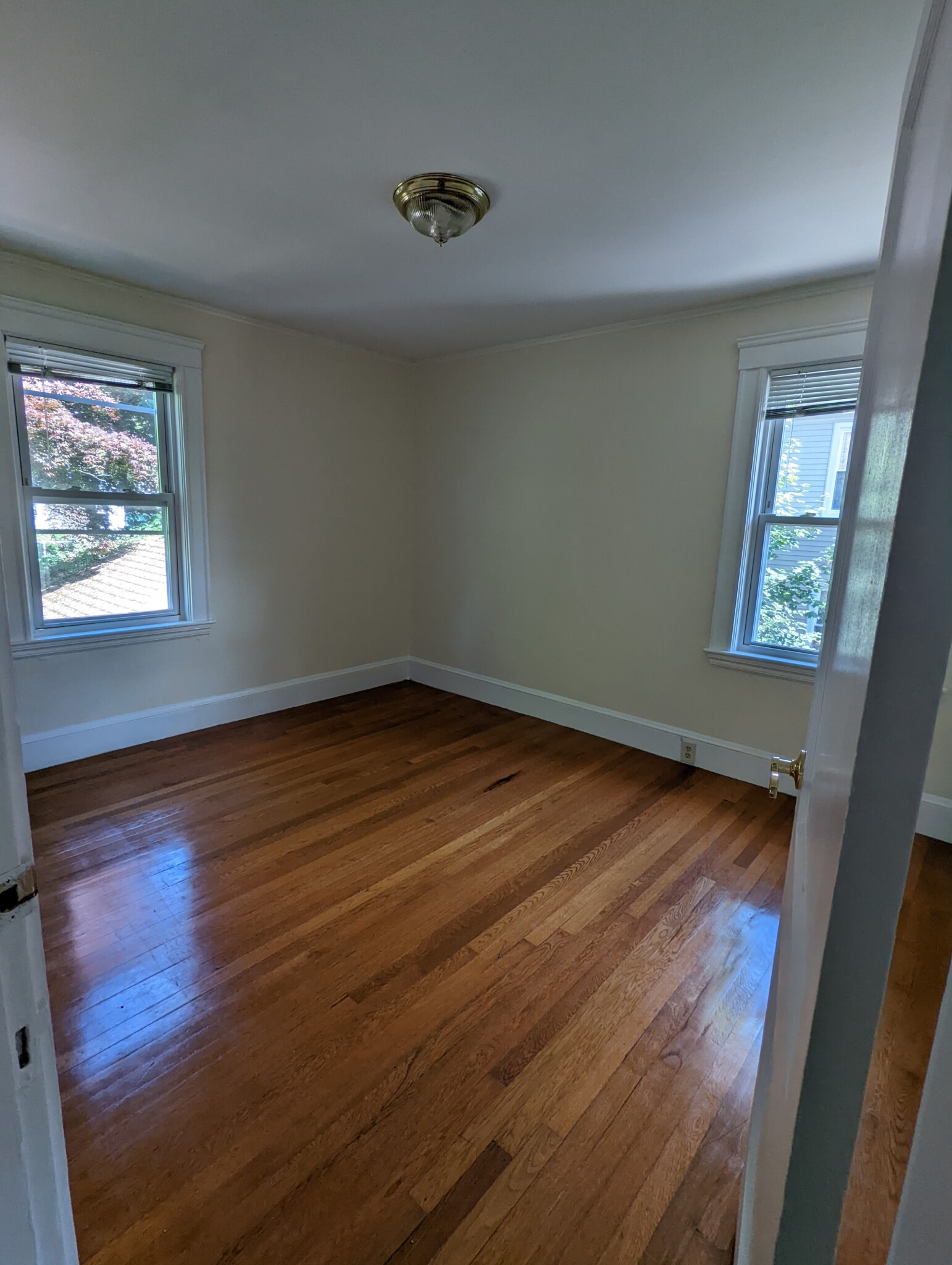 35 Winslow Rd, Waverley Square