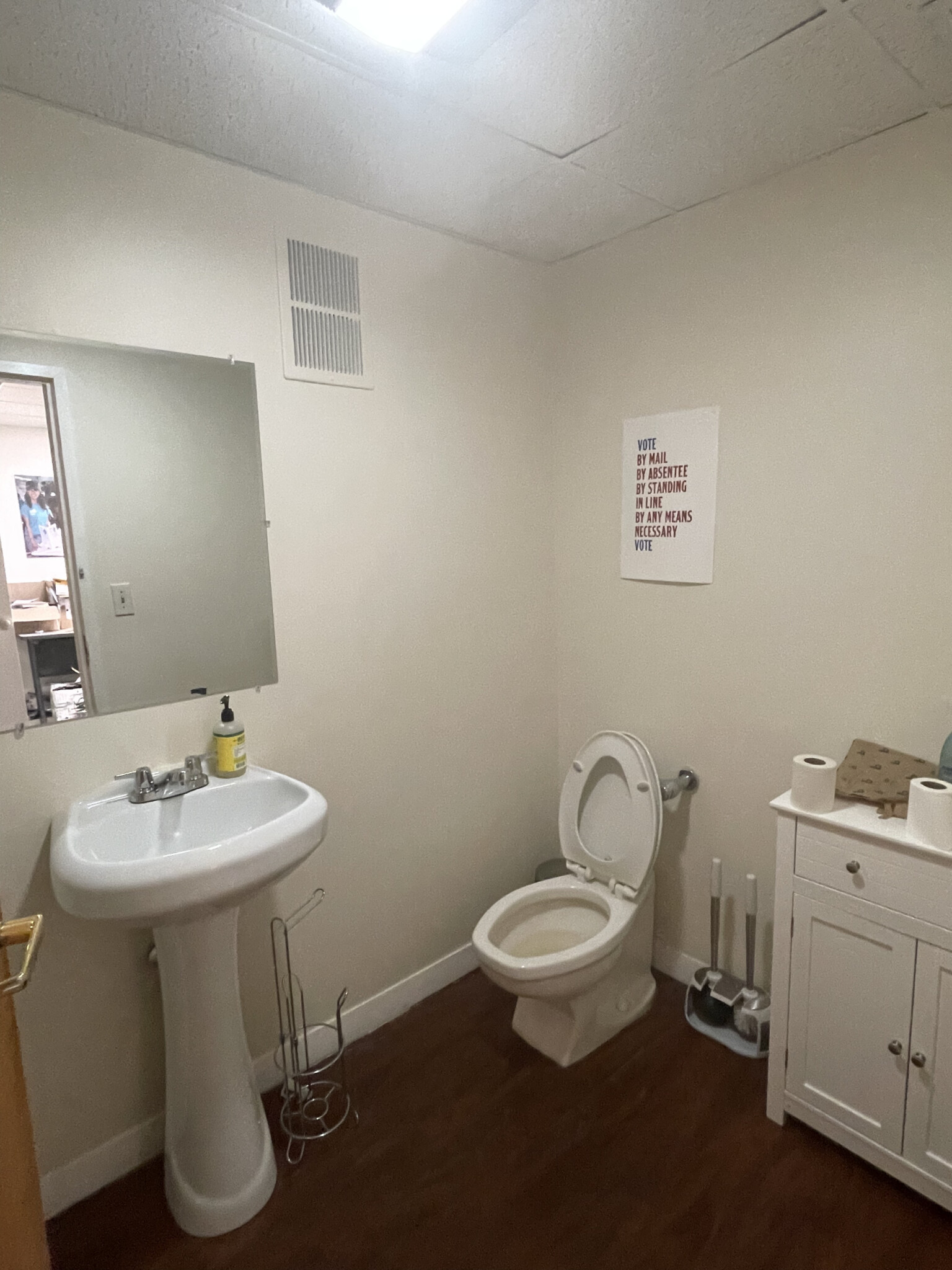 2464 Massachusetts Ave, North Cambridge