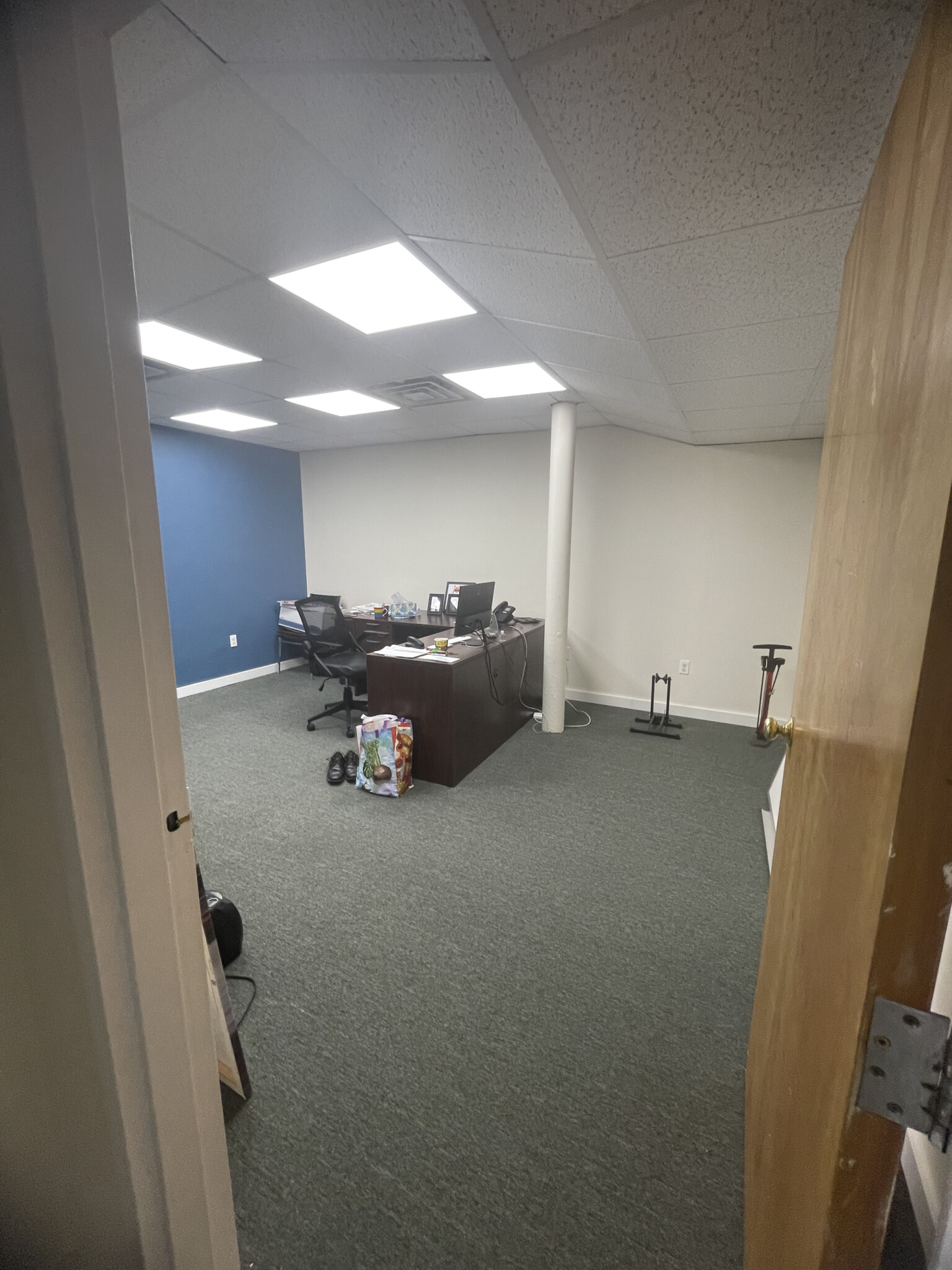 2464 Massachusetts Ave, North Cambridge