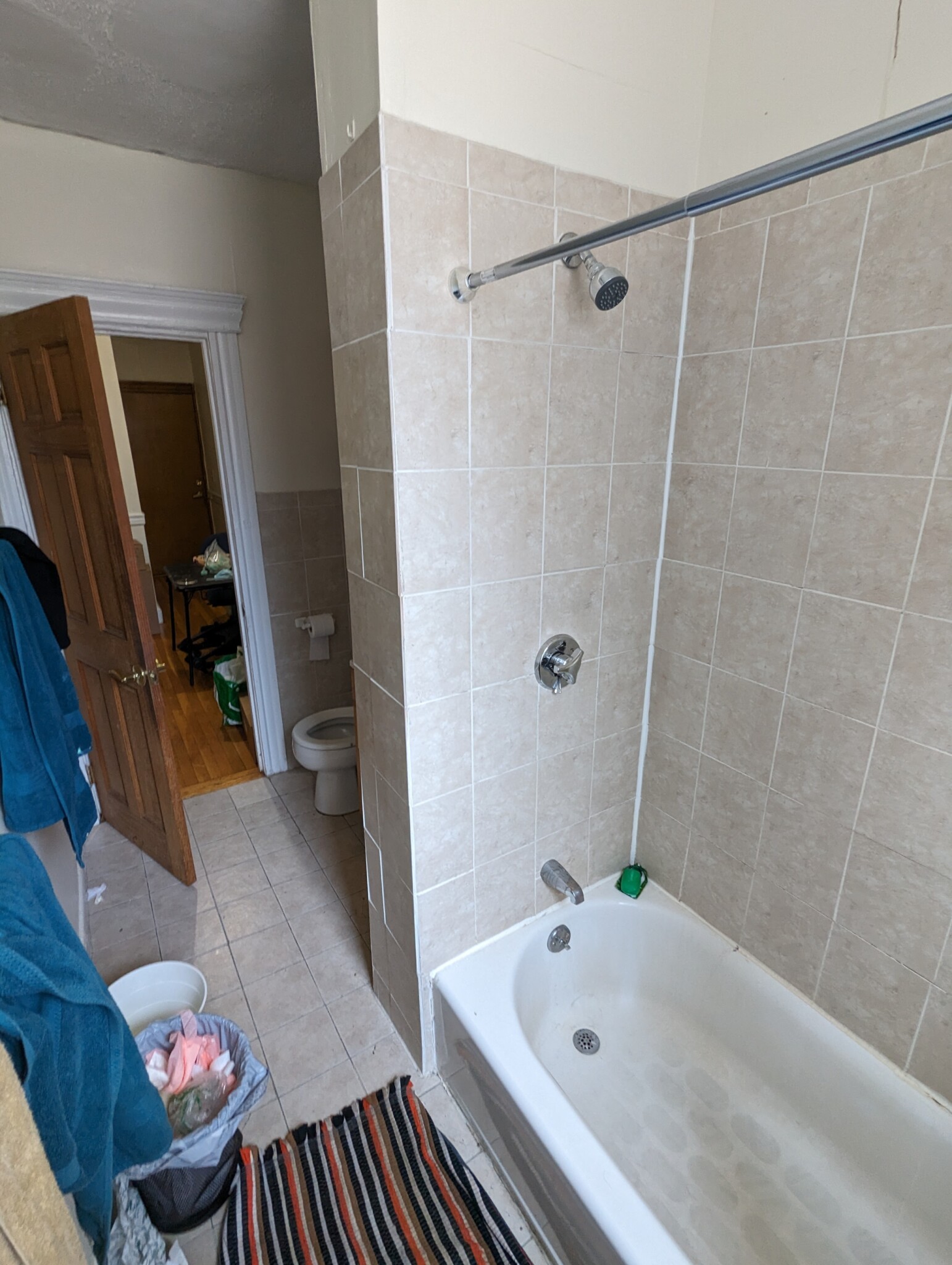 364 Riverway, Mission Hill