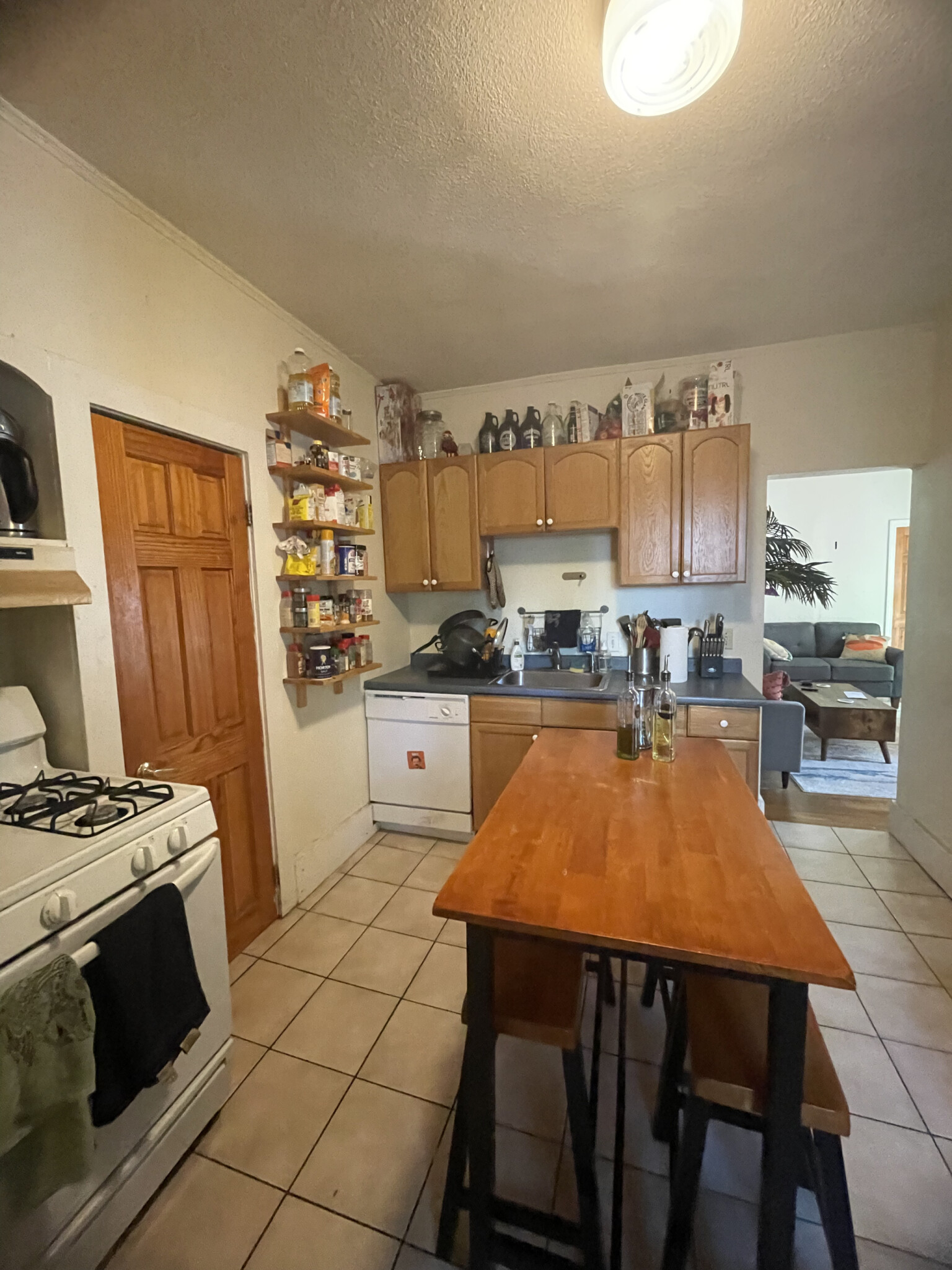 187 Beacon St, Spring Hill