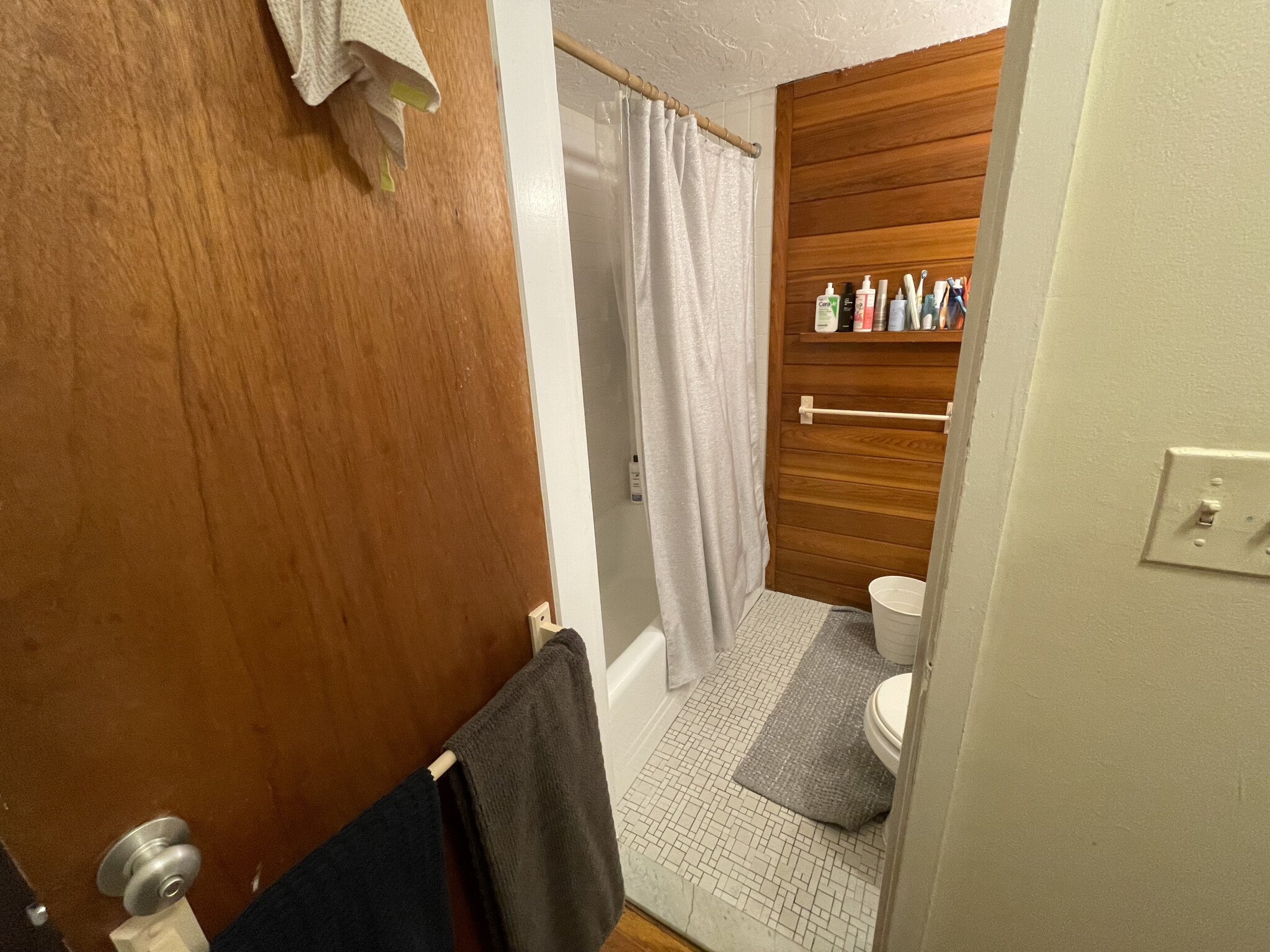 77 Trowbridge St, Central Square