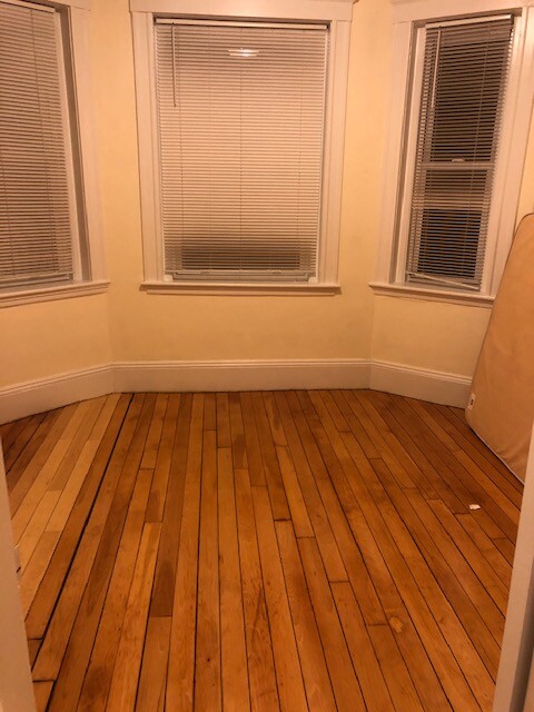 279 Harvard St, Mid-Cambridge