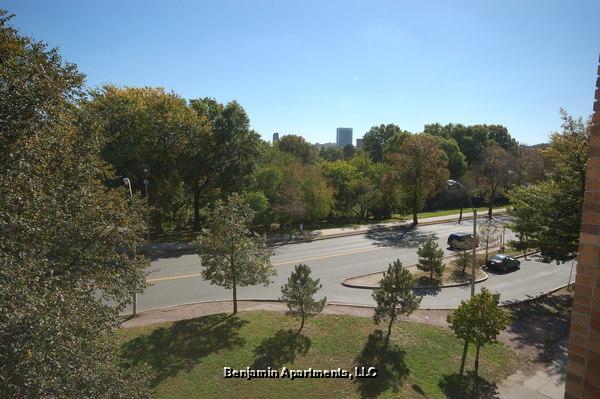 1171 Boylston St, Fenway