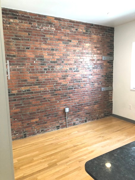 144 Bowdoin St, West End