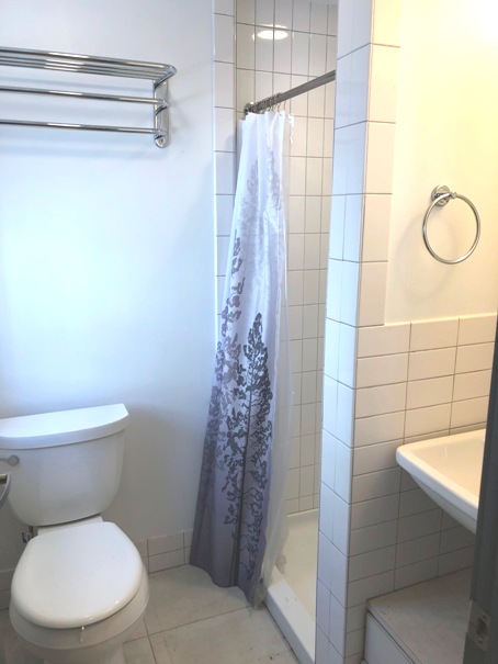 144 Bowdoin St, West End