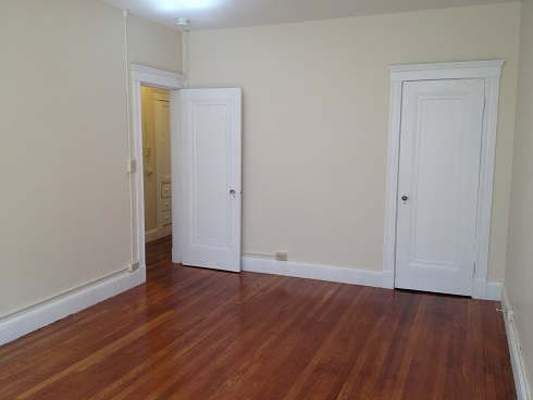 203 Winthrop Rd, Washington Square