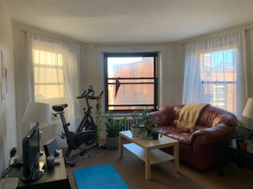 2 bed, 1 bath apartment for rent at 471 Commonwealth Ave Unit 4R, Fenway — photo 7 of 8