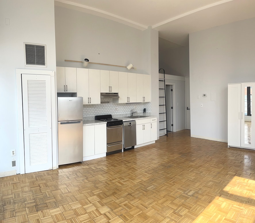 61 Brookline Ave, Fenway