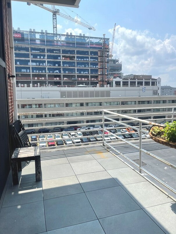 61 Brookline Ave, Fenway