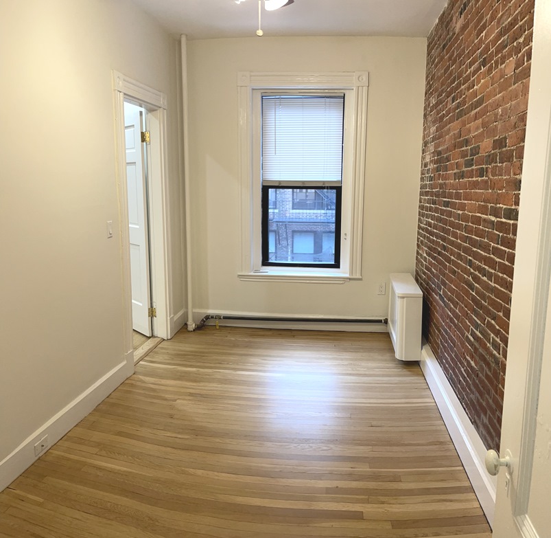 Photos of apartment on Newbury St.,Boston MA 02116