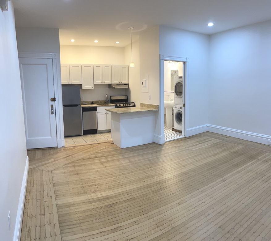 Photos of apartment on Newbury St.,Boston MA 02116