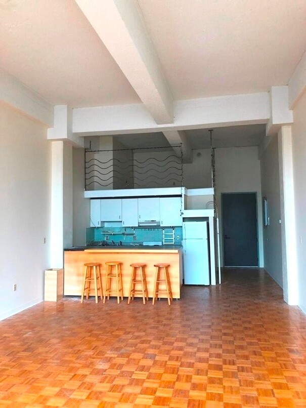 61 Brookline Ave, Fenway