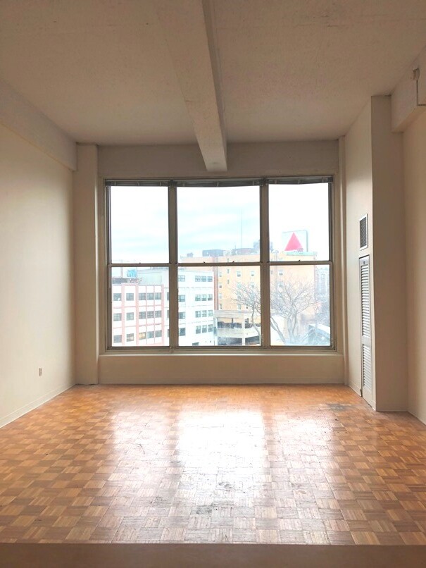 61 Brookline Ave, Fenway