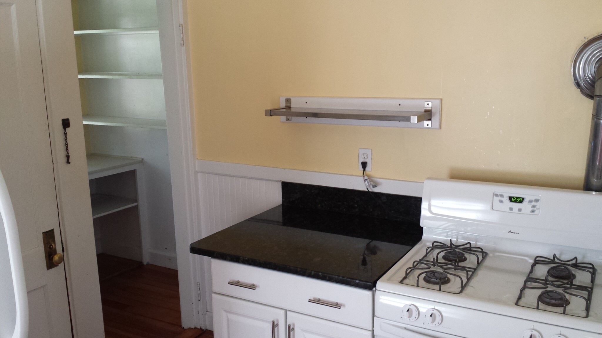 101 Kittredge St, Roslindale