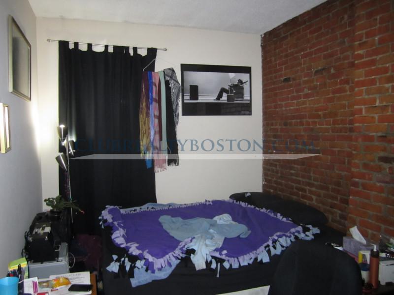 881 Huntington Ave, Mission Hill