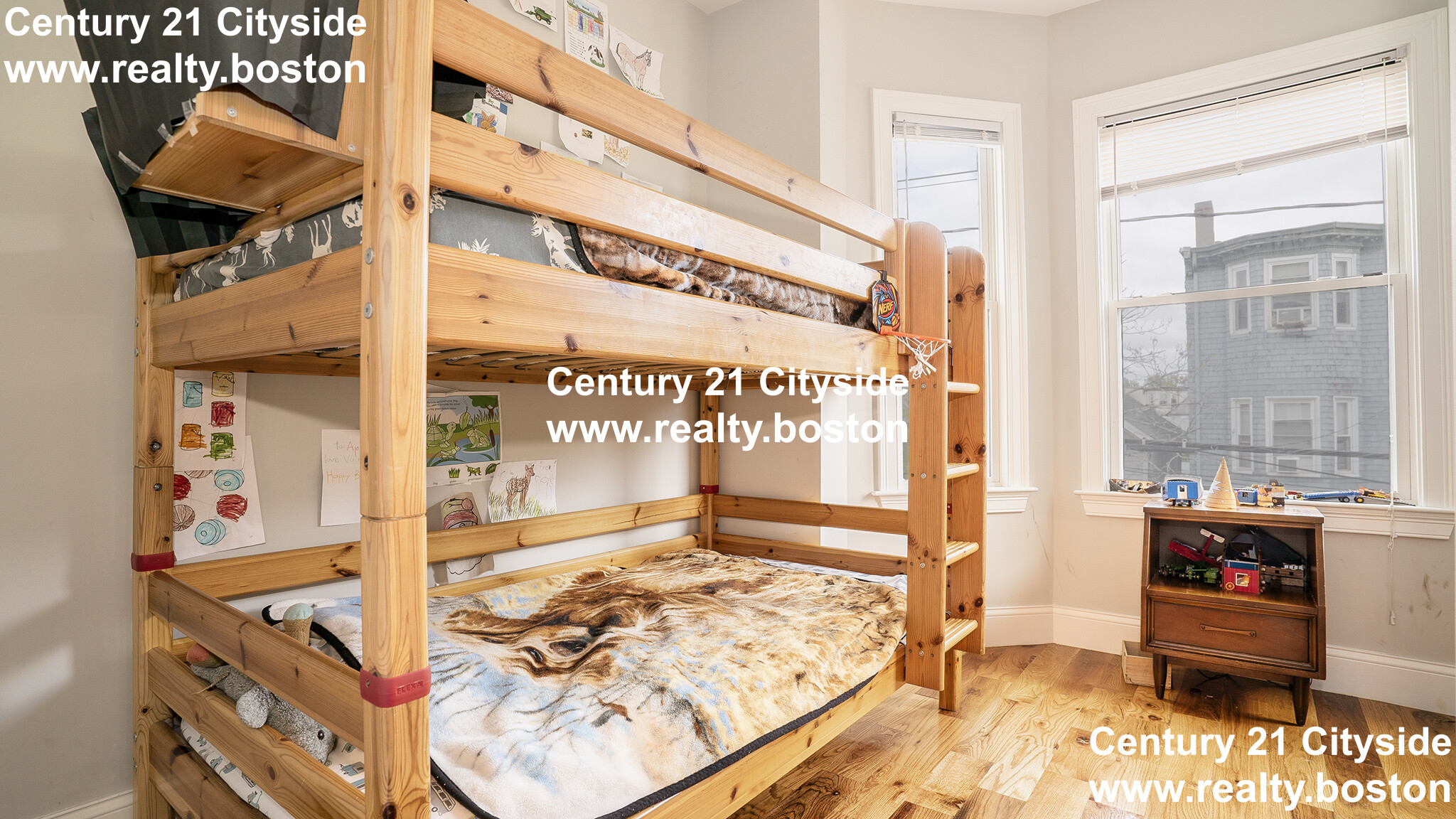 5 bed, 2 bath apartment for rent at 320 Saratoga St Unit 3, East Boston — photo 13 of 15