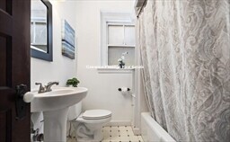 19 Dane St, Jamaica Plain