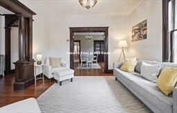 19 Dane St, Jamaica Plain