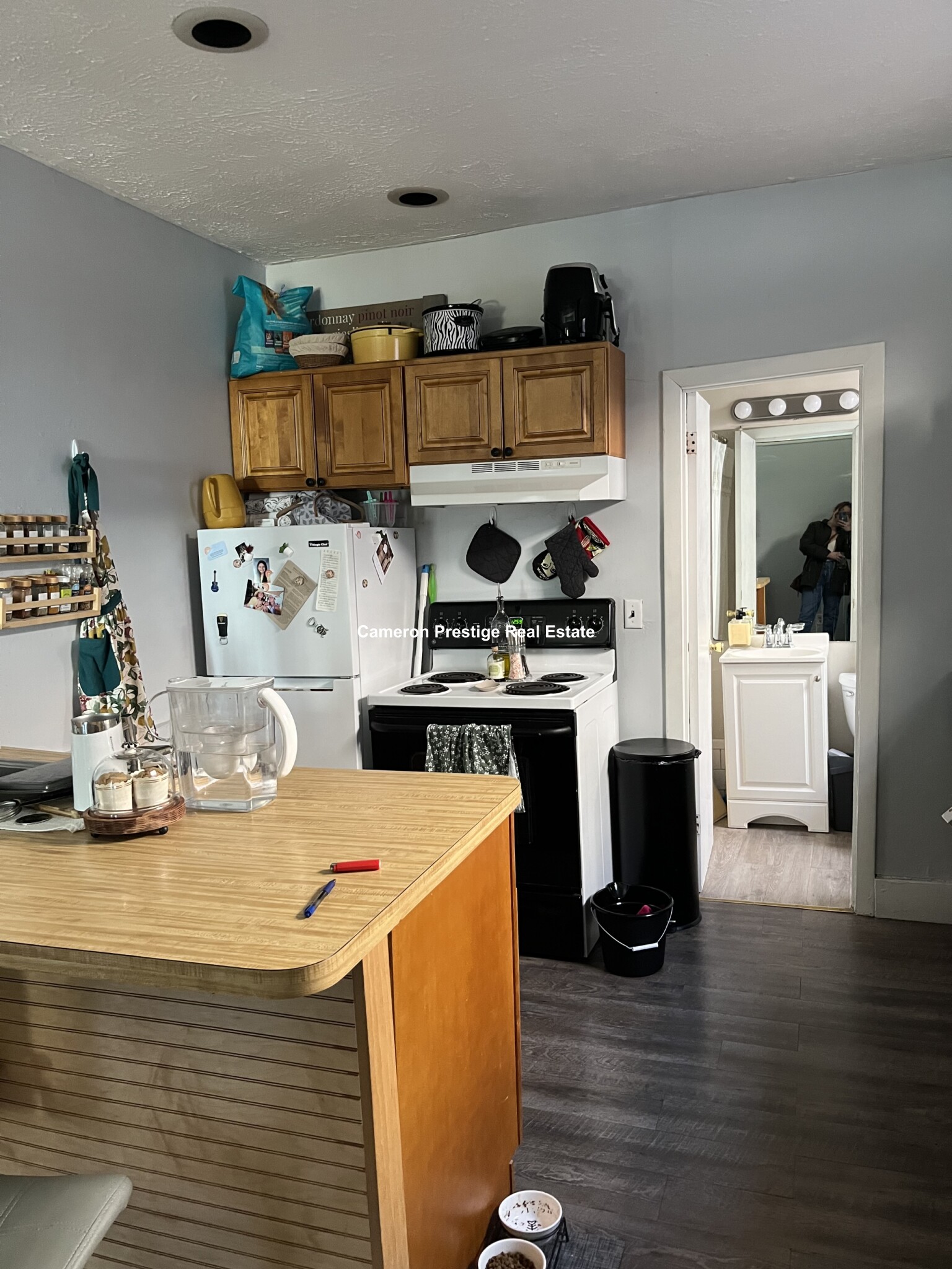 19 Aberdeen St, Fenway