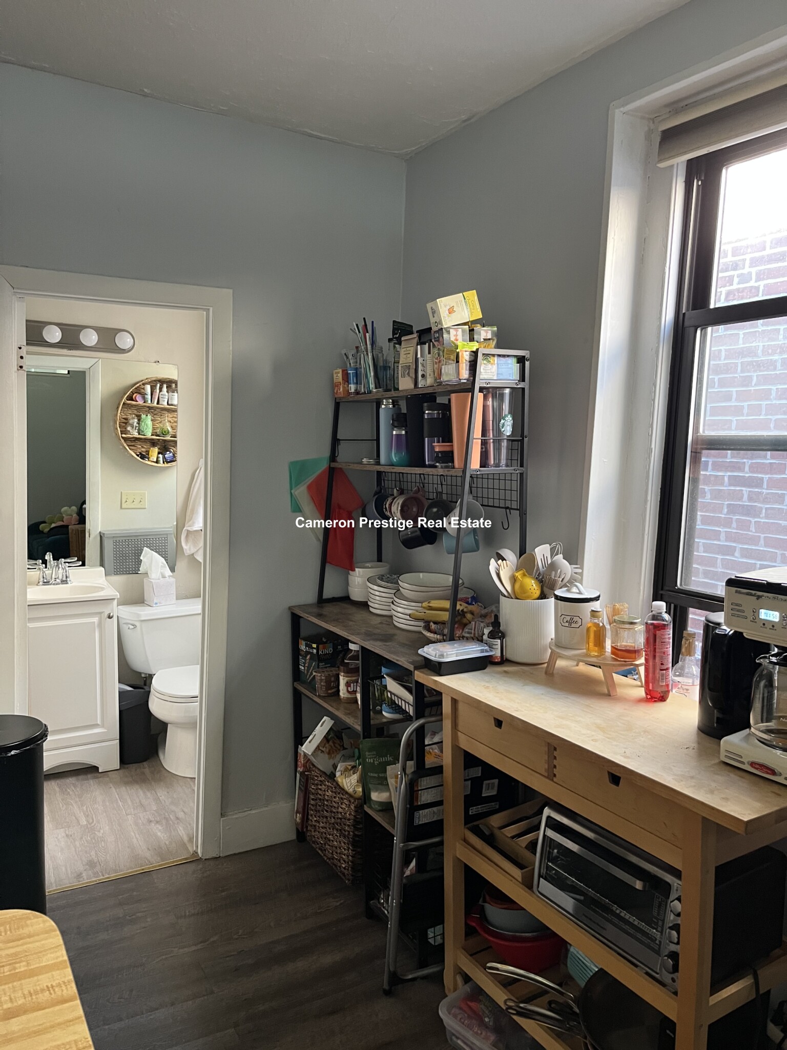 19 Aberdeen St, Fenway