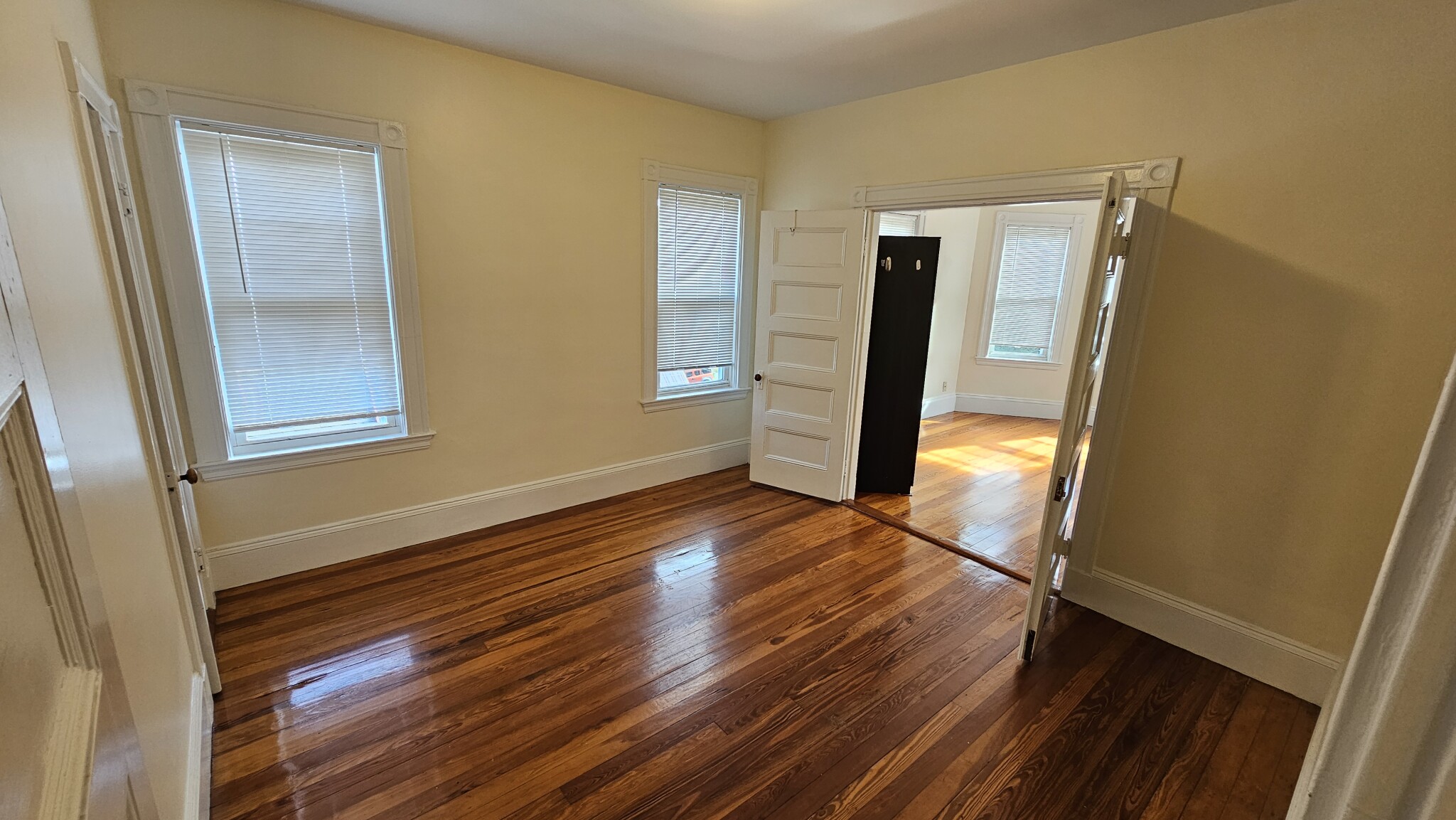 92 Wenham St, Jamaica Plain