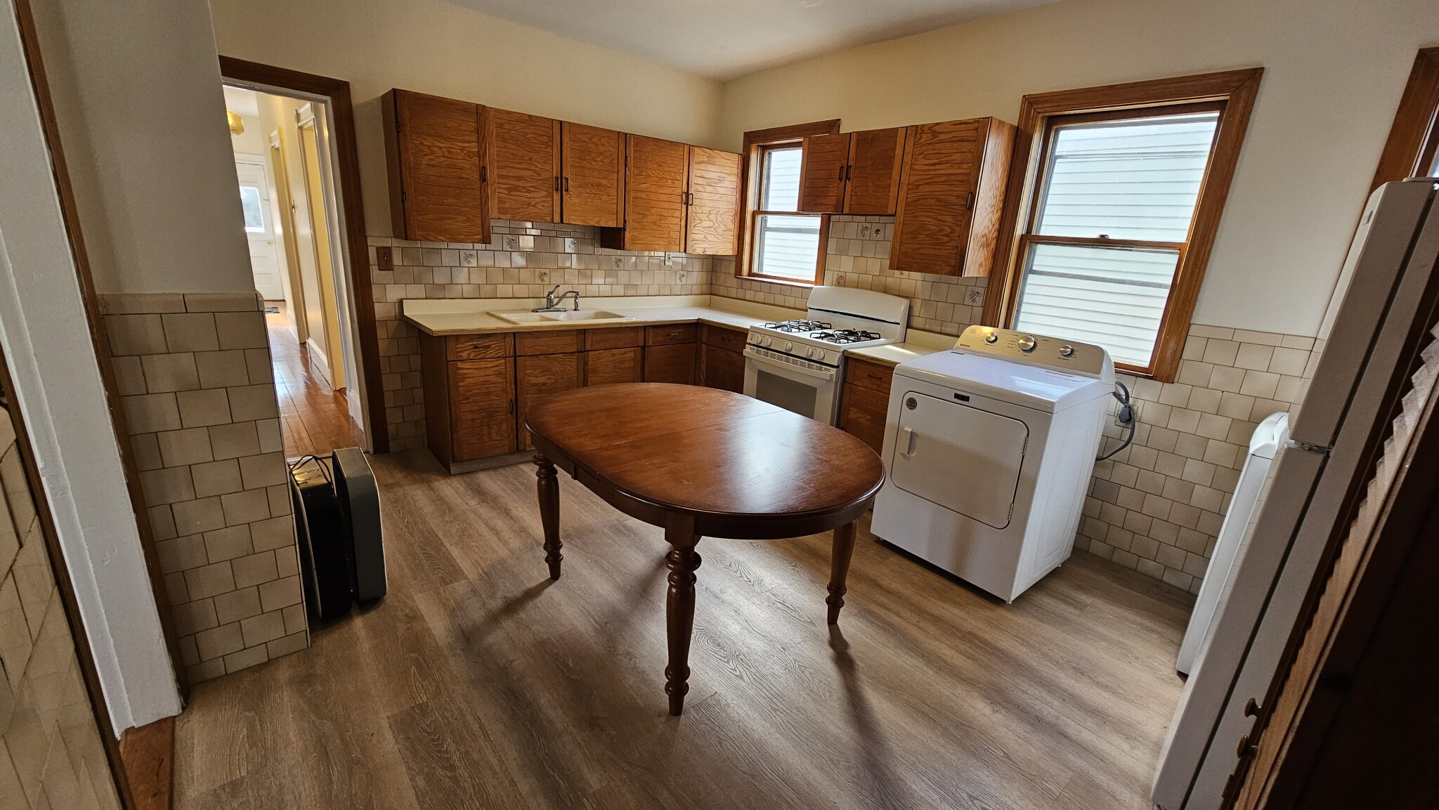 92 Wenham St, Jamaica Plain