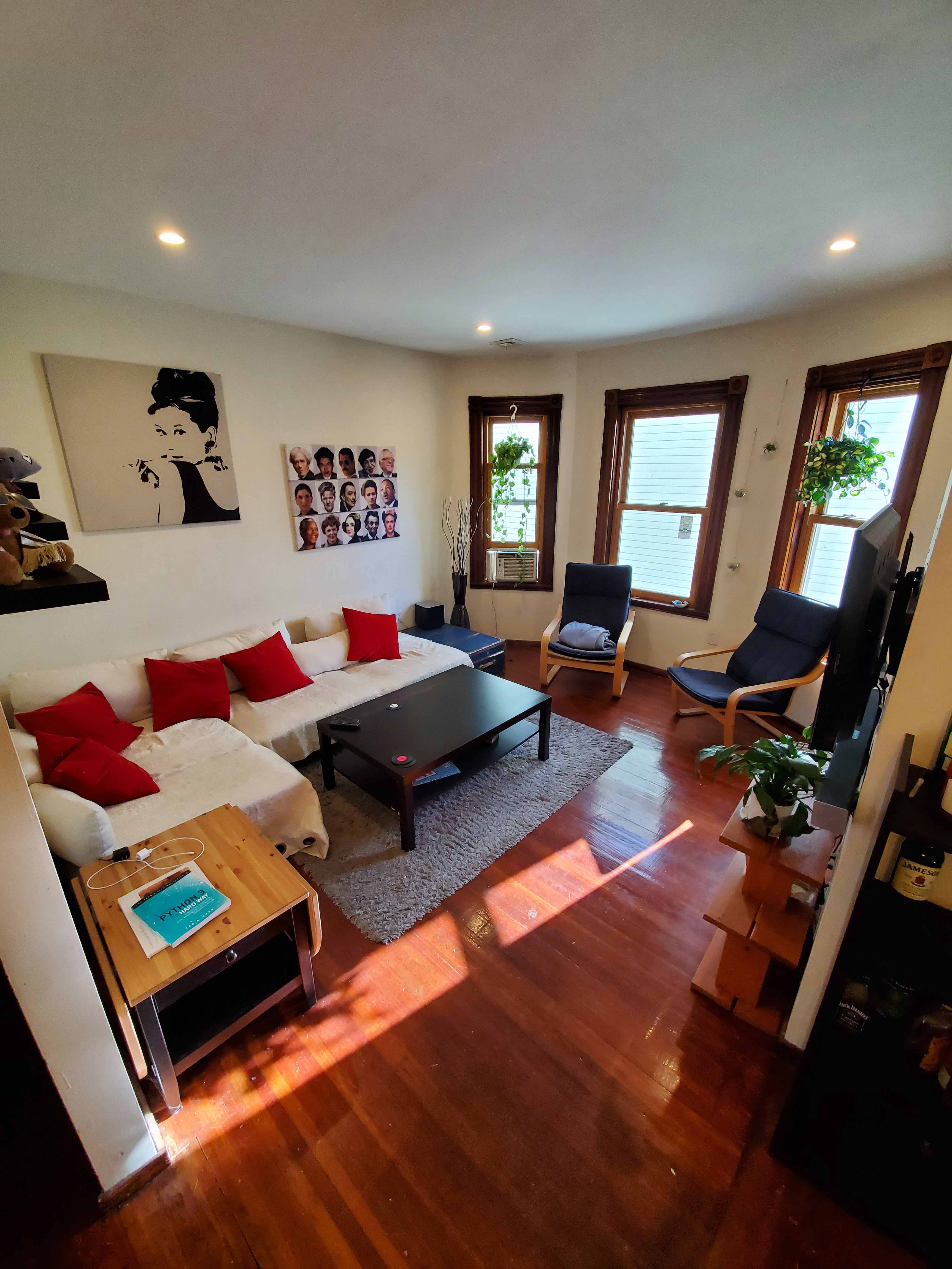 2.5 bed, 1 bath apartment for rent at 121 Cherry St Unit 2, Cambridgeport — photo 8 of 9