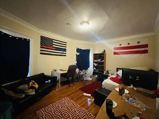 7 bed, 3 bath apartment for rent at 20 South St Unit 1, Brighton — photo 9 of 10