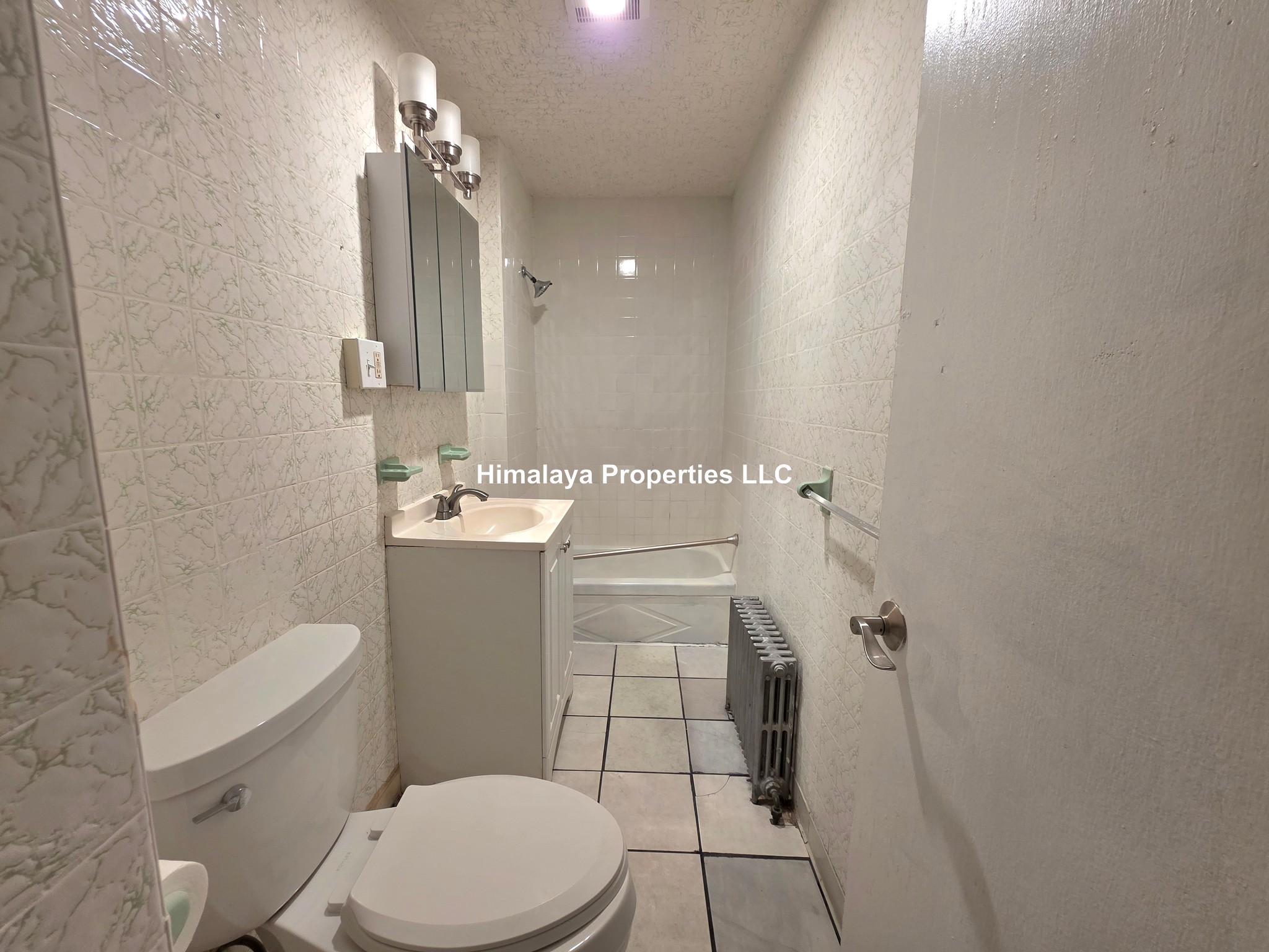 Photos of apartment on School St.,Everett MA 02149