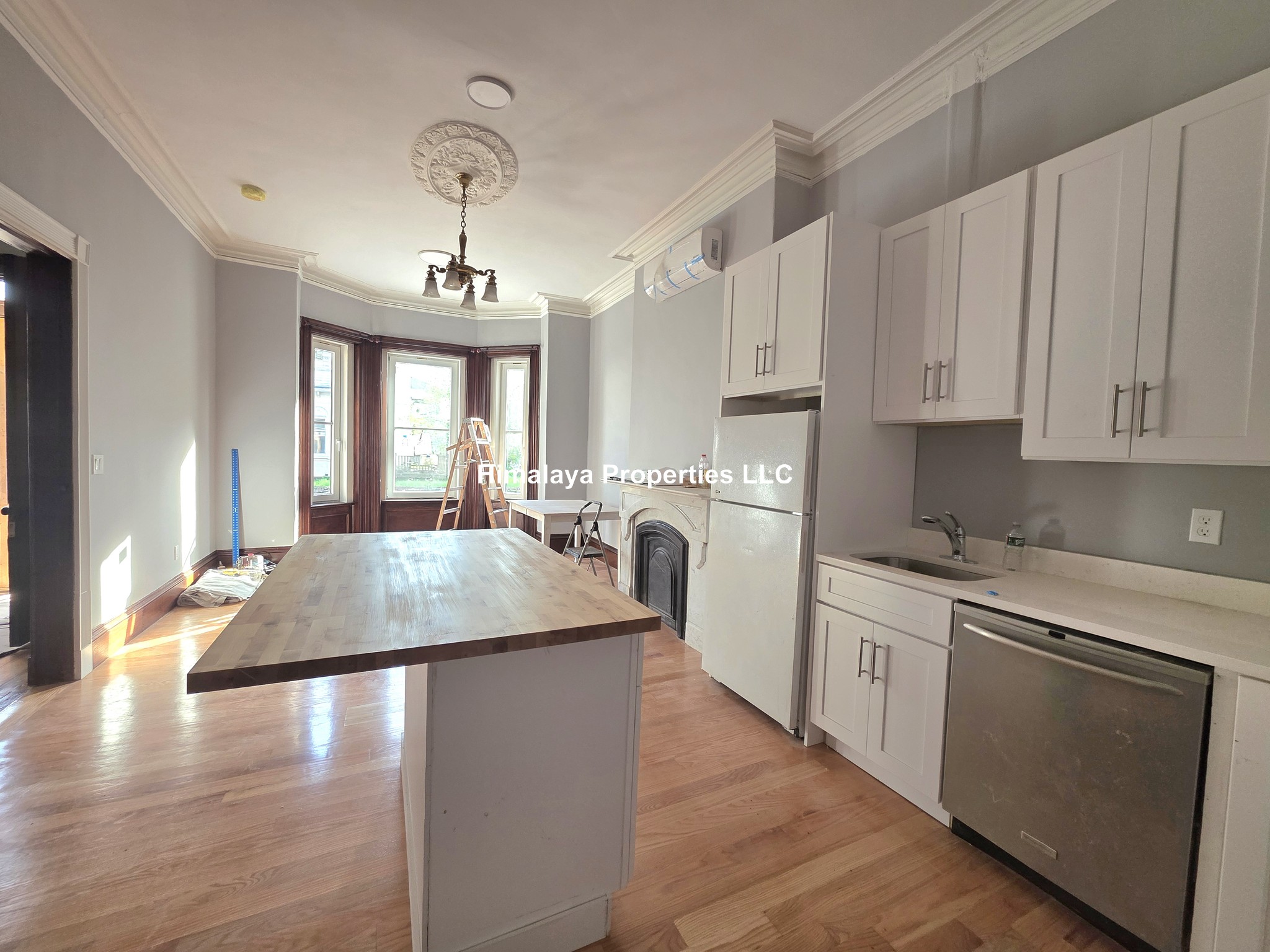 98 Mount Pleasant Ave. — Fort Hill