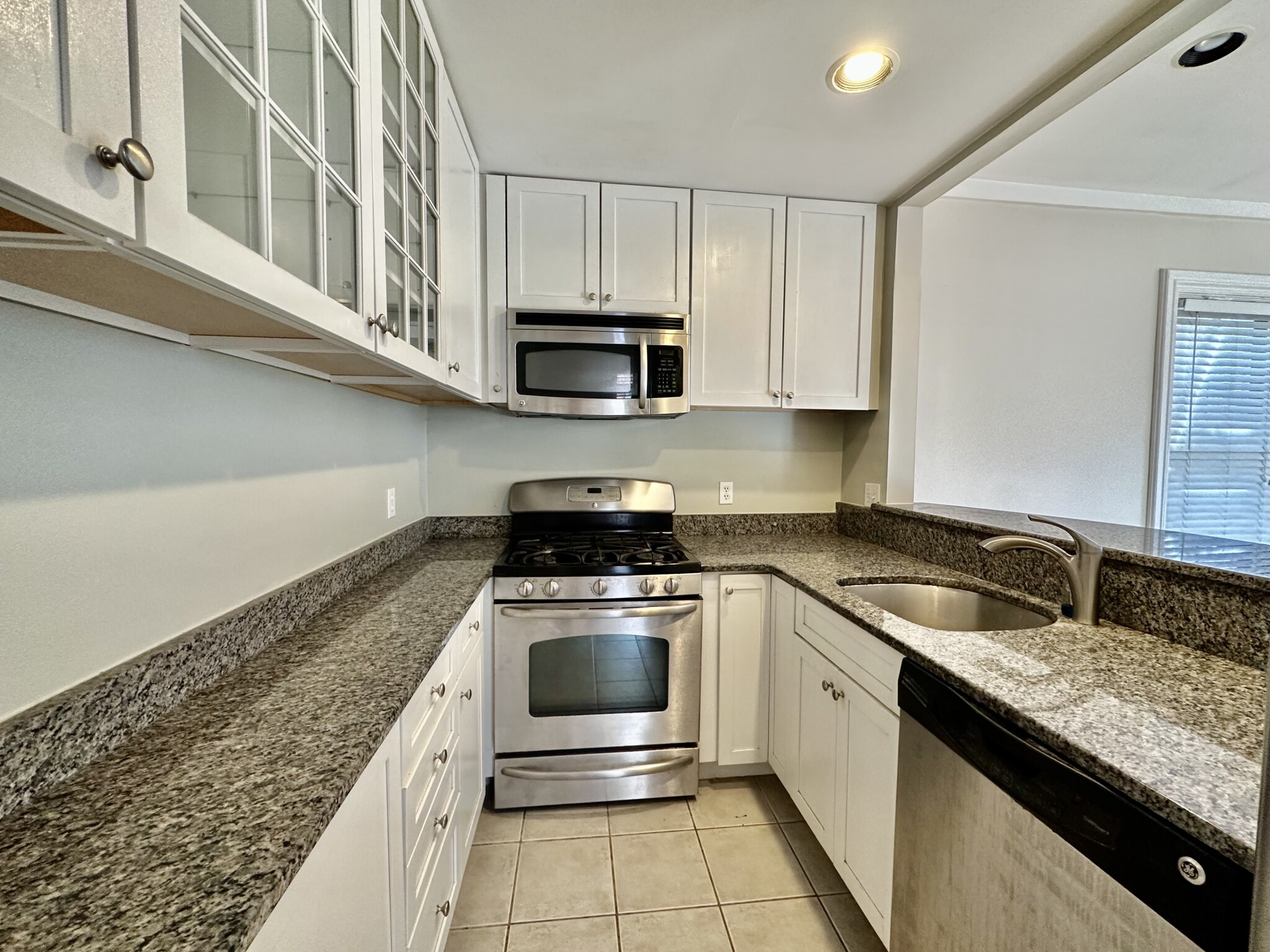 743 Parker St, Mission Hill