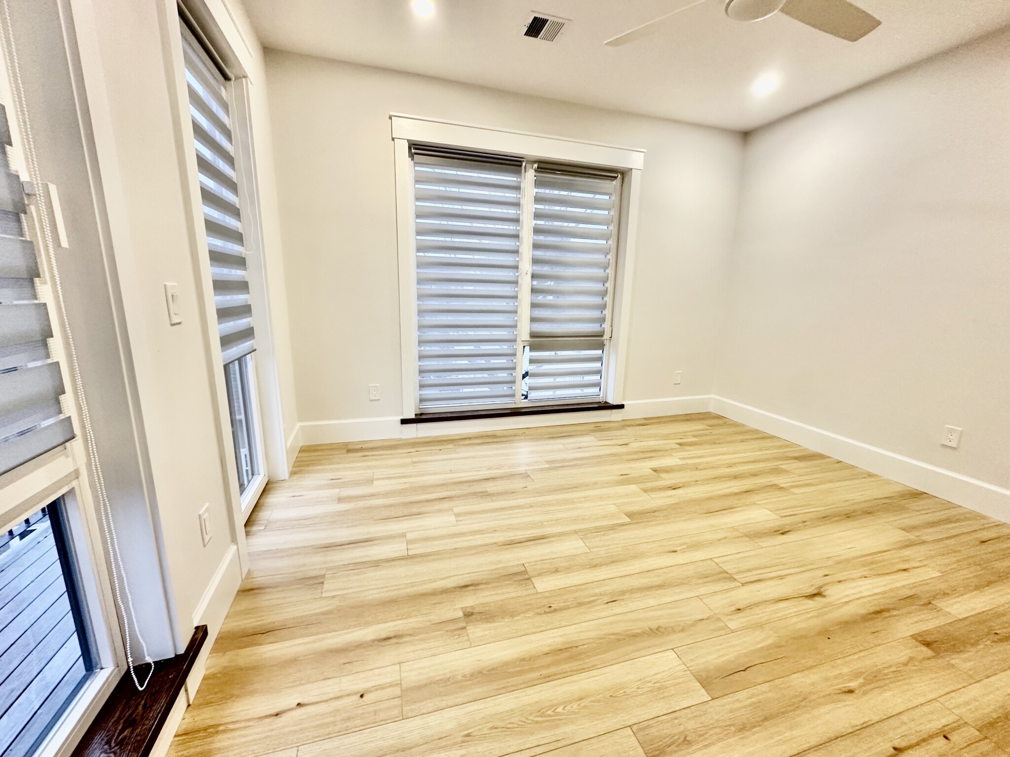 100 Mount Pleasant Ave, Roxbury