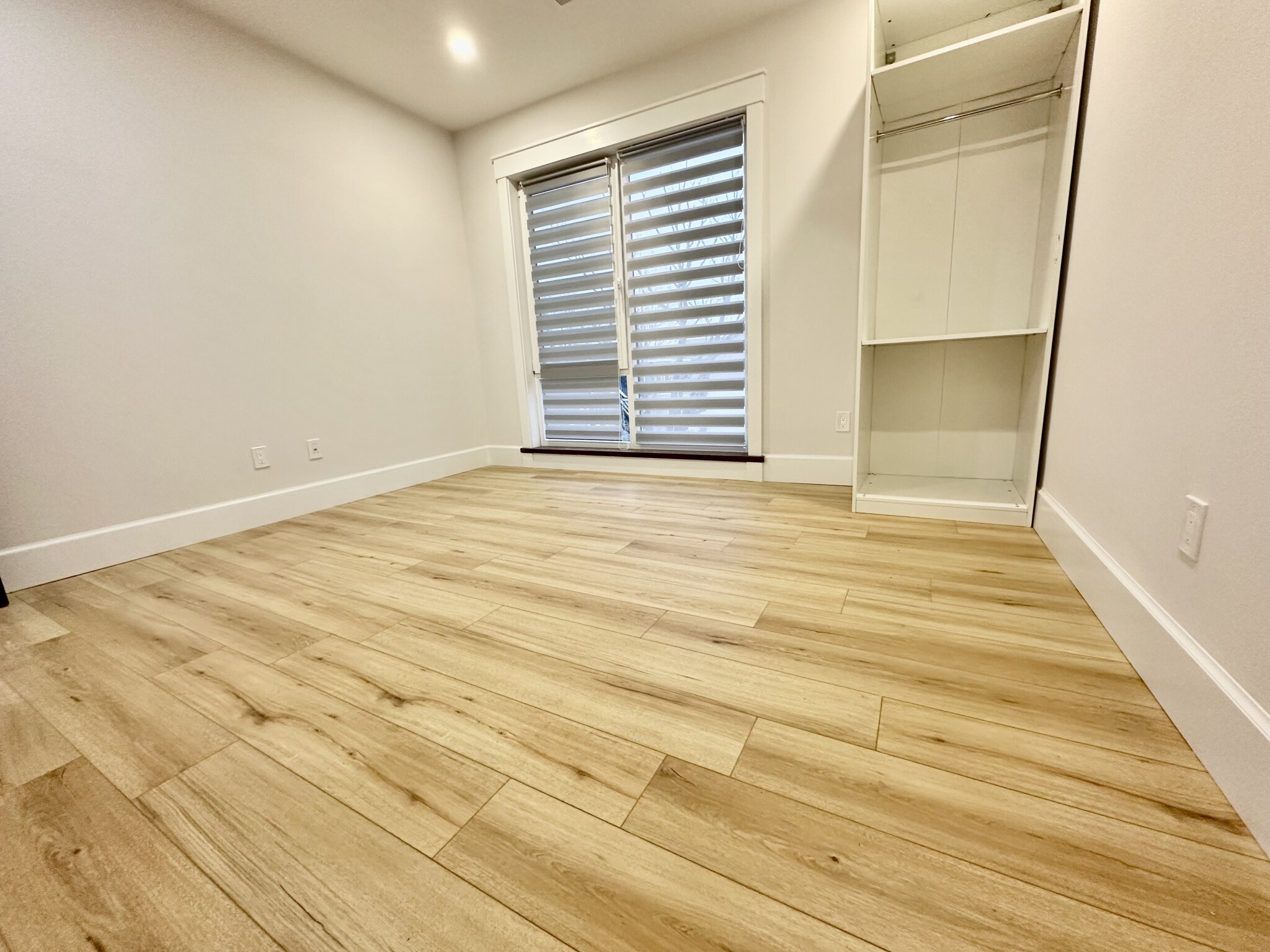 100 Mount Pleasant Ave, Roxbury