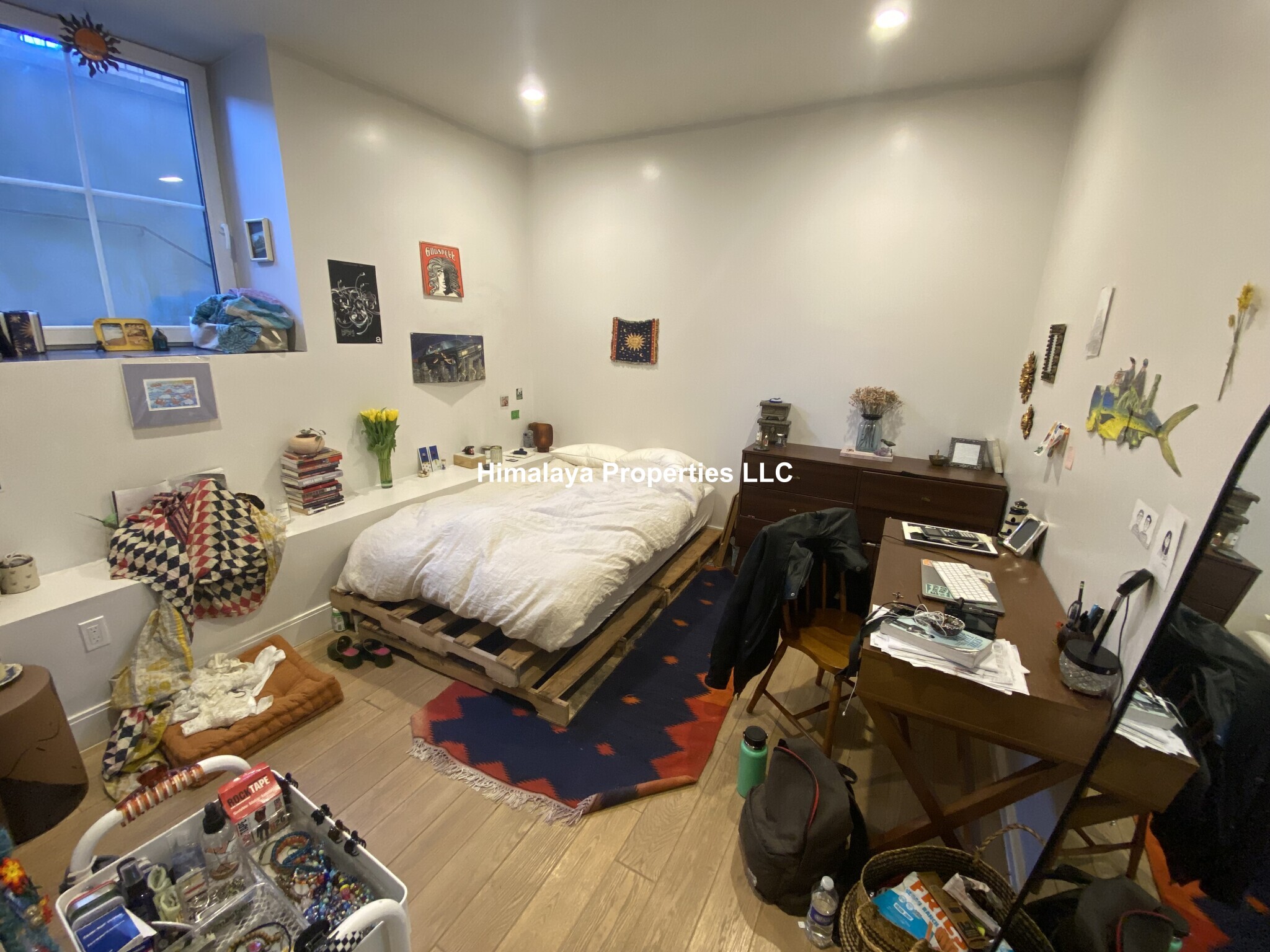 Photos of apartment on Dudley St.,Boston MA 02119