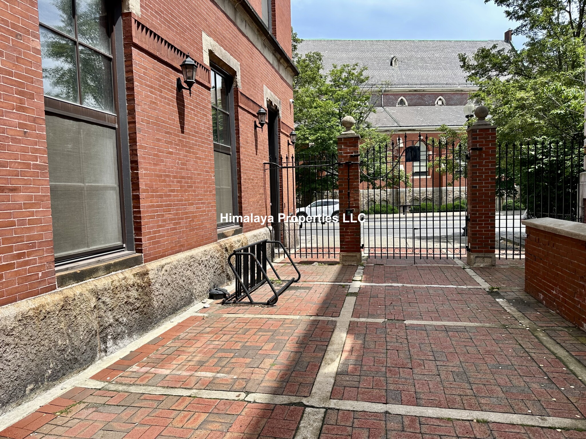 407 Dudley St. — Fort Hill